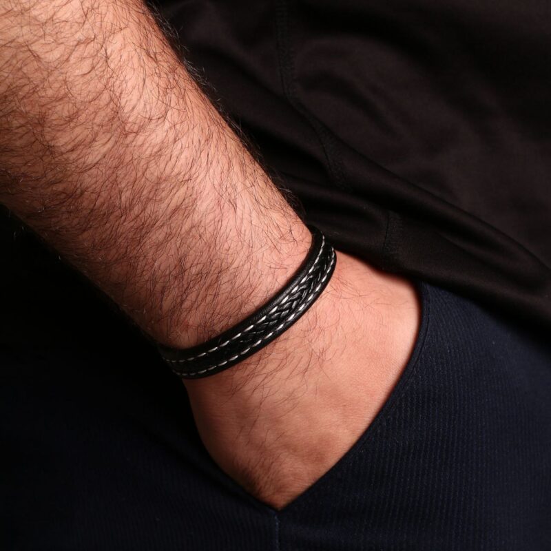 دستبند چرمی مردانه مدل Deri 914
