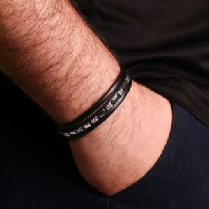دستبند چرمی مردانه مدل Deri 910