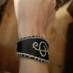 دستبند چرمی مردانه مدل Deri 1034